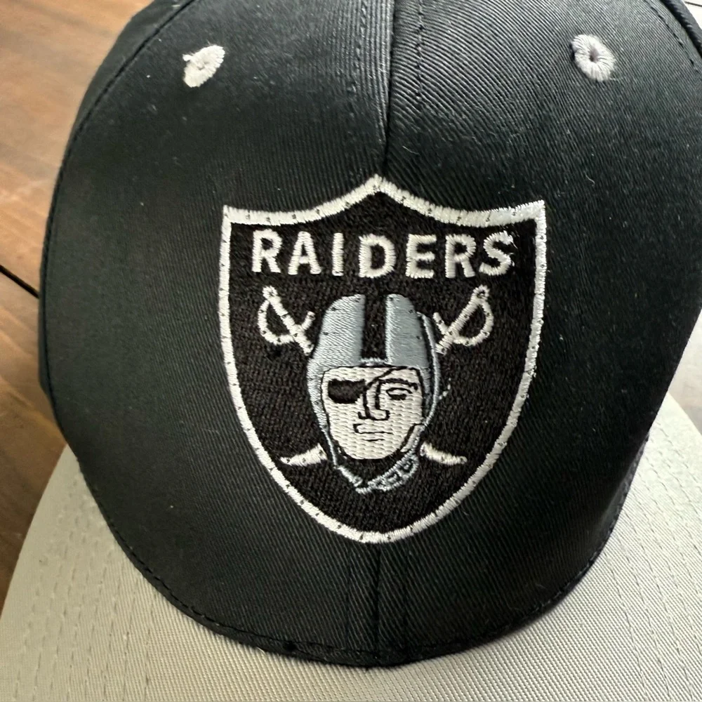 Raiders Black and Gray Cap Truckers Snap Back‎ Hat